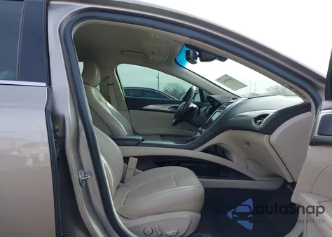 2020 Lincoln Mkz Standard z USA, uszkodzony, nr VIN 3LN6L5B99LR601997